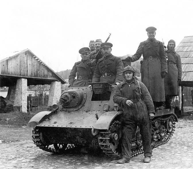Артиллерийский тягач Т-20 Комсомолец